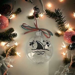 Jimmy Buffet inspired ornaments- bubbles and fin